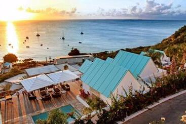 Ceblue Villas