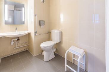 B&b Hotel Avignon 2