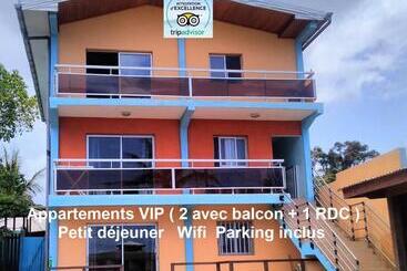 هتل Hôtel Restaurant Gites Kribi