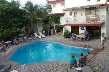 هتل Habitation Hatt