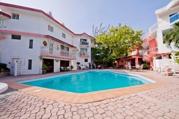 هتل Habitation Hatt