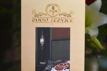 هتل Hôtel Fleur De Lys Plateau