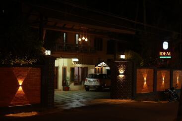 هتل Ideal Ayurvedic Resort Kovalam