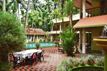 هتل Ideal Ayurvedic Resort Kovalam