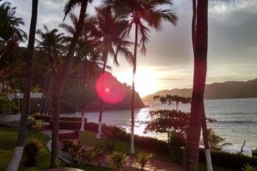 هتل La Quinta Gran Bahía, Cuastecomates   Todo Incluido