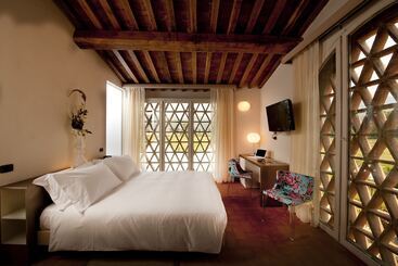 هتل Locanda Sant'agata