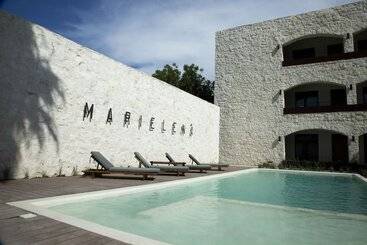 هتل Marielena