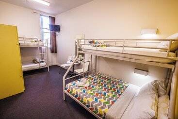 هتل Yha Sydney Harbour