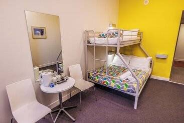 هتل Yha Sydney Harbour