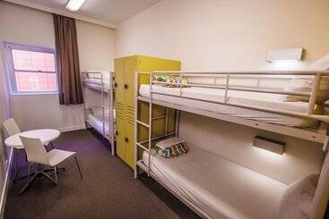 هتل Yha Sydney Harbour