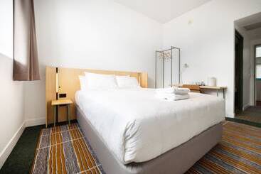 هتل Yha Sydney Harbour