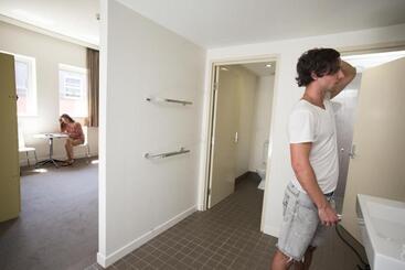هتل Yha Sydney Harbour