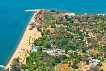 هتل The Makokola Retreat