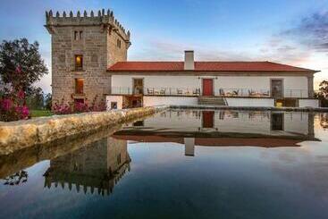 هتل Torre De Gomariz Wine & Spa