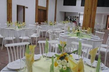 هتل Villa Monarca Inn