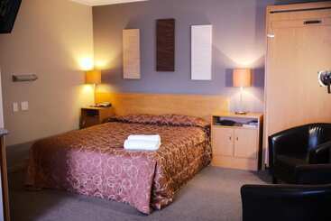 Kiwi Studios Motel