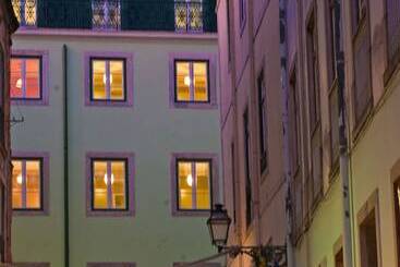 Lisbon Colours Bairro Alto Apartments