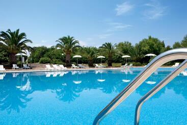Meditur Puglia By Itafirst Hotels - Carovigno