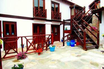 پانسیون Amazon Petite Palace