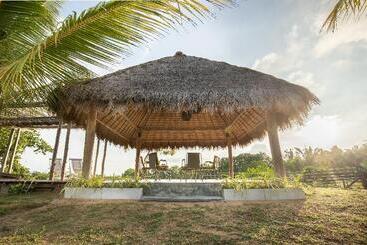 هتل Club Mango Eco Resort