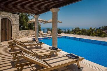 هتل Elysium Living Parga