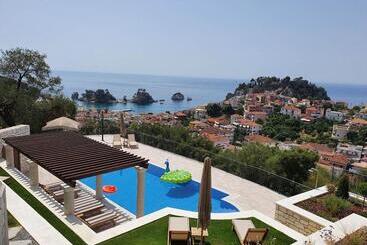 هتل Elysium Living Parga