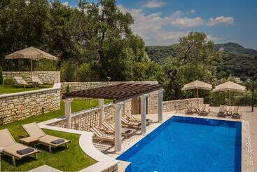هتل Elysium Living Parga
