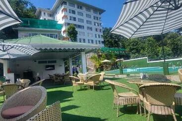 Treenz Hotels