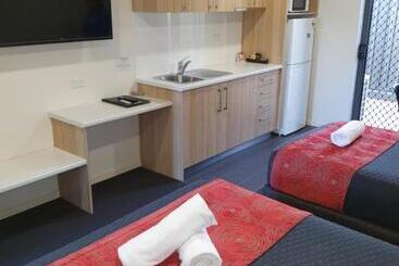 Abode37 Motel Emerald