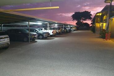 Abode37 Motel Emerald