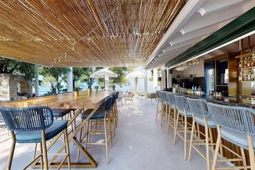Acrotel Athena Residence