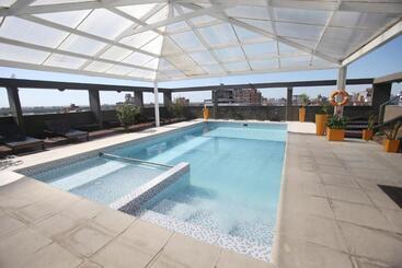 هتل Bicentenario Suites & Spa