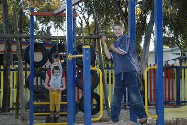 هتل Big4 Acclaim Prospector Holiday Park