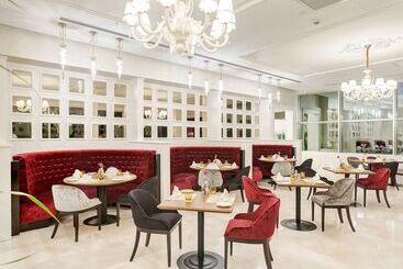 هتل Doubletree By Hilton Gaziantep