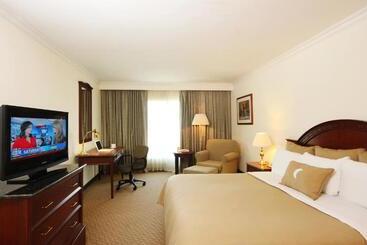 هتل Fiesta Inn Express Nuevo Laredo