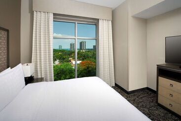 Отель Homewood Suites By Hilton Miami Downtown/brickell
