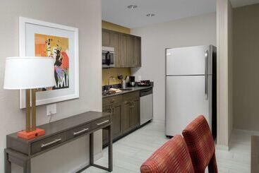 Отель Homewood Suites By Hilton Miami Downtown/brickell