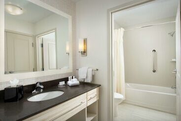 Отель Homewood Suites By Hilton Miami Downtown/brickell