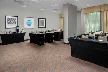 Отель Homewood Suites By Hilton Miami Downtown/brickell