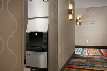 Отель Homewood Suites By Hilton Miami Downtown/brickell