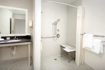 Отель Homewood Suites By Hilton Miami Downtown/brickell