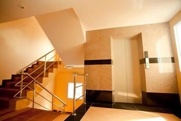 هتل Iris Residence