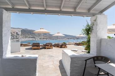 هتل Krotiri Bay  Adults Only