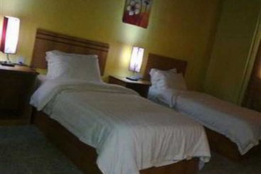 هتل Landcons Resort