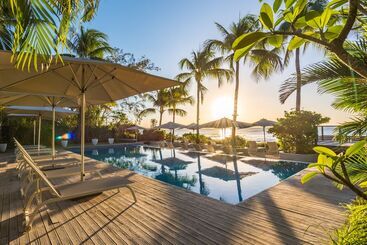 هتل Mon Choisy Beach R