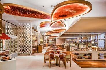 Pullman New Delhi Aerocity An Accor Hotels Brand