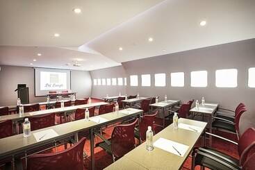 Sri Langit Hotel Klia