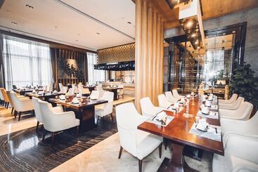 هتل Wanda Realm Dandong