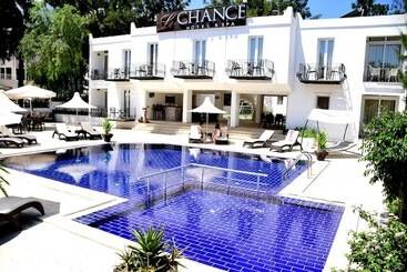 Le Chance Hotel & Spa