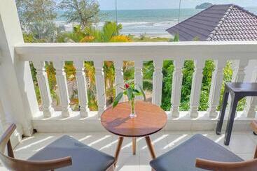Mary Beach Hotel & Resort